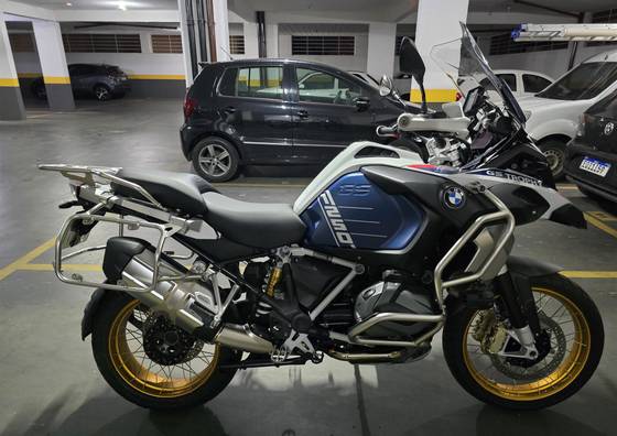 BMW R 1250 GS ADVENTURE BMW R 1250 GS ADVENTURE